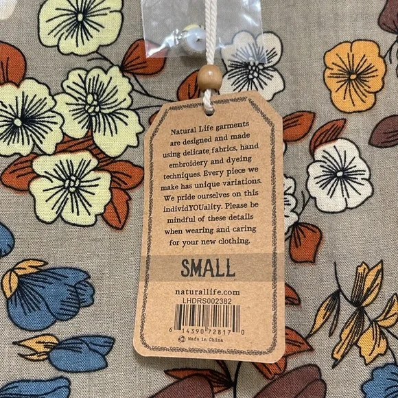 NWT Natural Life Heidi Mini Dress in Tan Cream Floral - Picture 6 of 7